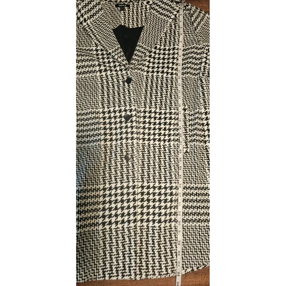 Torrid Cozy Double Knit Longline Blazer Oversized Sz 2 (18-20) Taffy Glenn Plaid - Picture 12 of 13